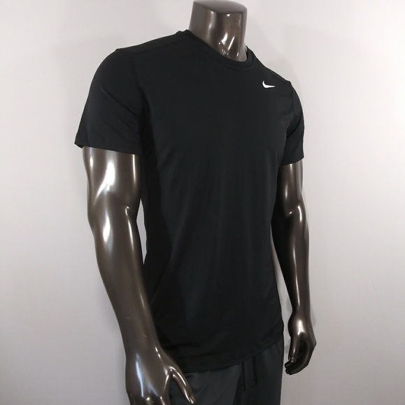 Nike DRI-FIT Workout top. - Picture 2 of 6